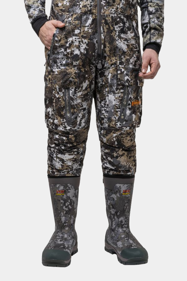 Костюм Necessity